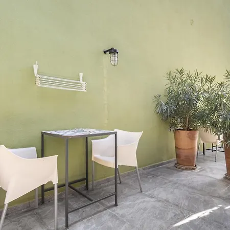 Cozy Studio Flat Near Hadrians Gate Apartment Antalya
