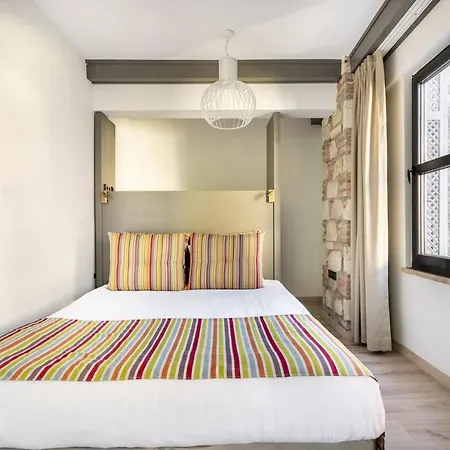 Cozy Studio Flat Near Hadrians Gate